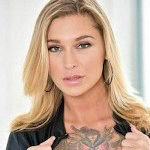 Kleio Valentien and Bonnie Rotten puss fucking with dildoes