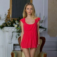 WOWGIRLS HOT Nikia - a young hottie spoiling the lucky boy