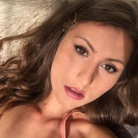 She Rides Her Client So Hard During Massage With Cumshot